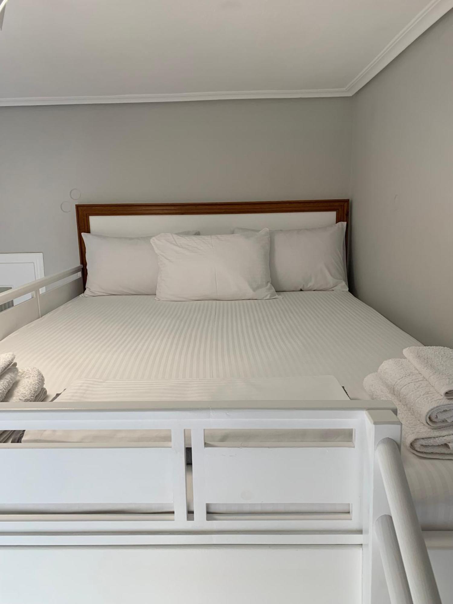 F K Apartments Artemida  Dış mekan fotoğraf